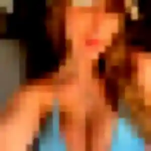 Eugénie, 36 ans, disponible à Saint-Derrien pour un plan cul
