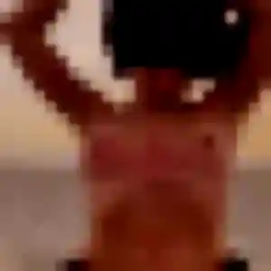 Photo privée de Daba, 38 ans à Saint-Divy - plan discret