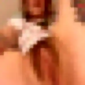 Photo privée de Amira, 36 ans à Saint-Dizier-Masbaraud - plan discret