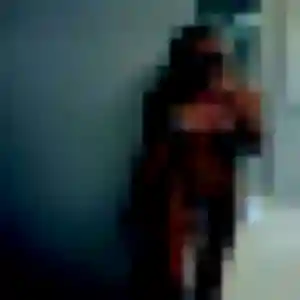 Xavière, 41 ans, en ligne à Saint-Drézéry pour un plan cul