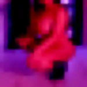 Ehui (38 ans) à Saint-Estèphe attend une rencontre maintenant