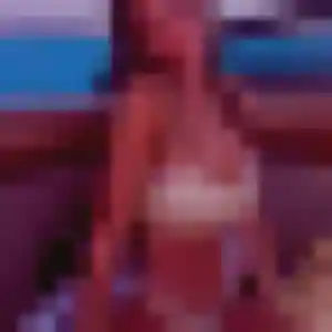 Gnilane, 28 ans, disponible à Saint-Étienne-d'Orthe pour un plan cul