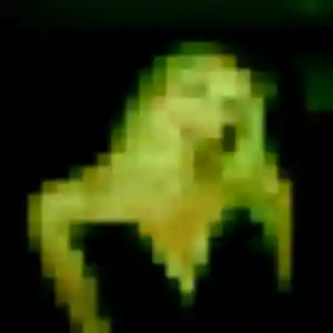 Photo privée de Adjoua, 39 ans à Saint-Étienne-de-Fougères - rencontre coquine