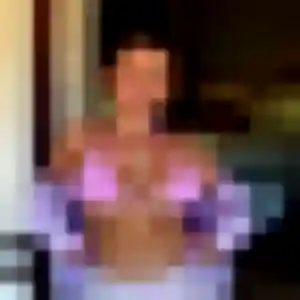 Saly, 28 ans, en ligne à Saint-Étienne-de-Fougères pour une rencontre coquine
