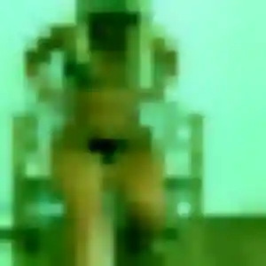 Photo sexy de Coumba, 33 ans à Saint-Exupéry-les-Roches - plan discret