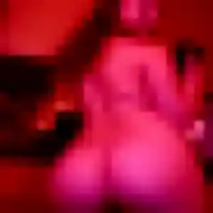 Linda (27 ans) à Saint-Exupéry-les-Roches cherche un plan cul rapidement
