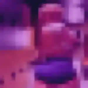 Découvre Djeneba, 28 ans à Saint-Florent-sur-Auzonnet en privé