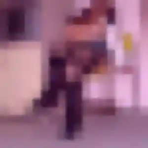 Photo privée de Olufunmi, 33 ans à Saint-Fuscien - plan discret