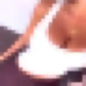 Belle Divine, 24 ans à Saint-Gengoux-de-Scissé - la contacter