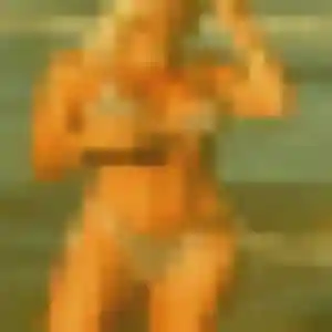Photo sexy de Nneka, 24 ans à Saint-Geniès-de-Malgoirès - plan discret