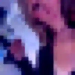 Esi (25 ans) à Saint-Georges-d'Espéranche cherche une rencontre ce soir