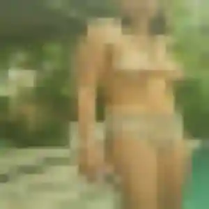 Mélissa, 24 ans, en ligne à Saint-Georges-du-Bois pour une rencontre coquine