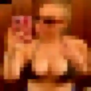 Noémie, femme de 34 ans cherche plan cul à Saint-Georges-sur-la-Prée