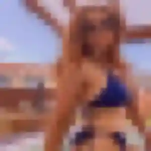 Photo de Maëlys à Saint-Hilarion (24 ans) - plan cul anonyme