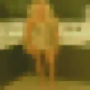 Yolène, 27 ans, connectée à Saint-Inglevert pour une rencontre coquine