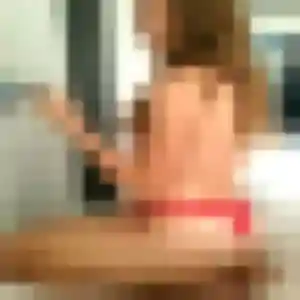 Laetitia, 23 ans, connectée à Saint-Jean-de-Marsacq pour une rencontre coquine