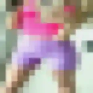 Latifa, 40 ans, connectée à Saint-Jean-Kerdaniel pour une rencontre coquine