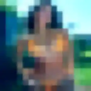 plan cul à Saint-Jean-Kerdaniel : photo de Saly, 35 ans - accès libre