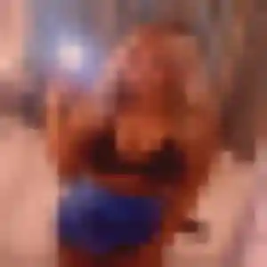 Photo de Lola à Saint-Jean-Lasseille (37 ans) - plan cul gratuit