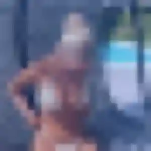 Rebecca, 26 ans, cherche un plan cul à Saint-Jouvent