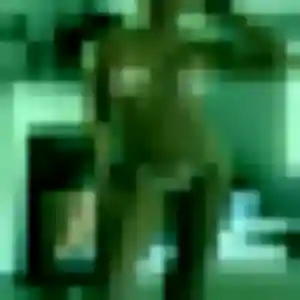 Charmante Yaa, 30 ans à Saint-Juvat - voir sa photo