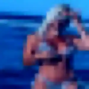 Esther, 36 ans, disponible à Saint-Laurent-d'Andenay pour une rencontre coquine