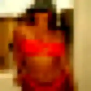 Takha, femme de 42 ans cherche plan cul à Saint-Laurent-de-la-Prée
