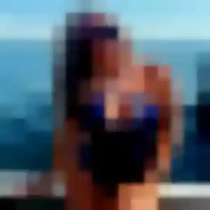 Astan, 33 ans, connectée à Saint-Laurent-de-Neste pour un plan cul