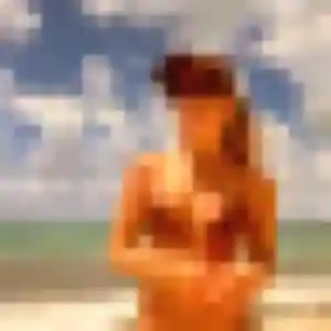 Adjoua, 30 ans, connectée à Saint-Maclou-de-Folleville pour une rencontre coquine