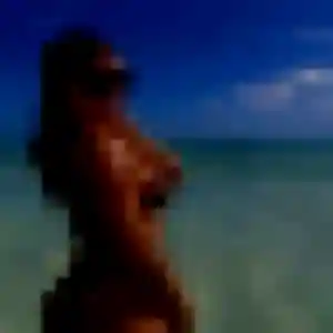 Ursule, 39 ans, disponible à Saint-Marcel pour un plan cul