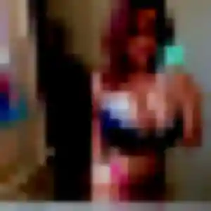 Lina, femme de 23 ans cherche plan cul à Saint-Marcel-lès-Sauzet