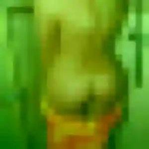 Sexy Sanata, 36 ans à Saint-Martin-d'Estréaux - voir sa photo