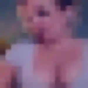 plan cul à Saint-Martin-Lestra : photo de Axelle, 43 ans - accès libre