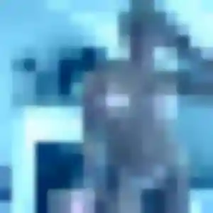 Rejoins Sandrine, 26 ans à Saint-Méloir-des-Ondes en privé