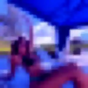 Charmante Thalia, 22 ans à Saint-Nabord - la contacter