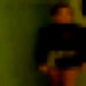 Shade (25 ans) à Saint-Nicolas-de-Macherin attend une rencontre ce soir