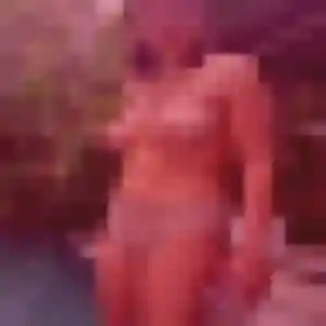 Bintou de Saint-Ouen-du-Breuil, 29 ans - plan cul discret