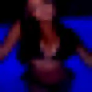 Lola, 24 ans, cherche un plan cul à Saint-Paul-en-Pareds