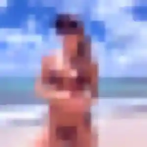 Photo de Blessing à Saint-Pierre-Brouck (24 ans) - plan cul discret