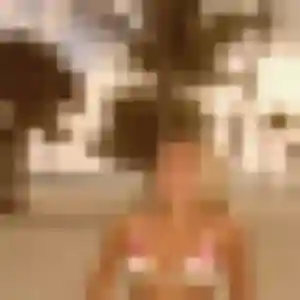 Rencontre Éléonore, 25 ans à Saint-Pierre-en-Faucigny en privé