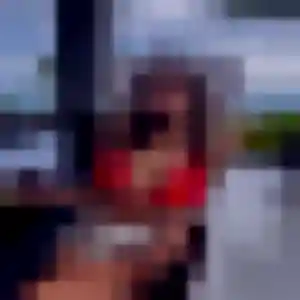 Mbène, 37 ans, en ligne à Saint-Porchaire pour une rencontre coquine