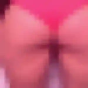 Christelle, 29 ans, disponible à Saint-Priest-Bramefant pour une rencontre coquine