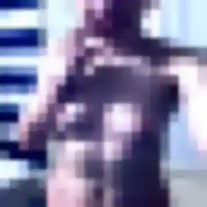 Contacte Adja, 22 ans à Saint-Privat gratuitement