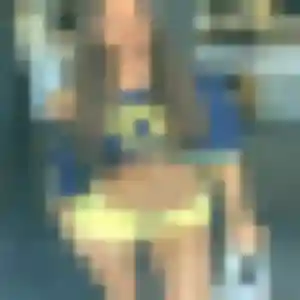 Nadia (27 ans) à Saint-Privat-la-Montagne propose une rencontre ce soir