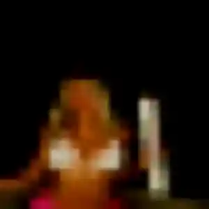 Photo de Louisette à Saint-Rémy (22 ans) - plan cul discret