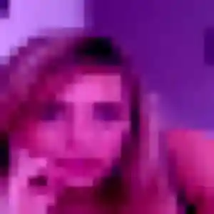 Photo exclusive de Naomie, 27 ans à Saint-Rémy-du-Plain - plan discret