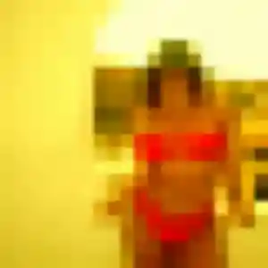 Profil de Aissatou à Saint-Rémy-en-Rollat (28 ans) - plan cul discret