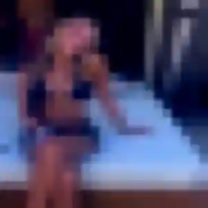 Toyin, fille de 24 ans cherche plan cul à Saint-Romain-en-Gal