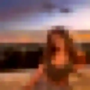 Photo exclusive de Jennifer, 22 ans à Saint-Sauveur-des-Landes - plan discret