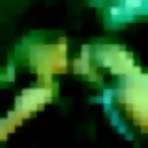 Rejoins Khadija, 28 ans à Saint-Savin en t'inscrivant